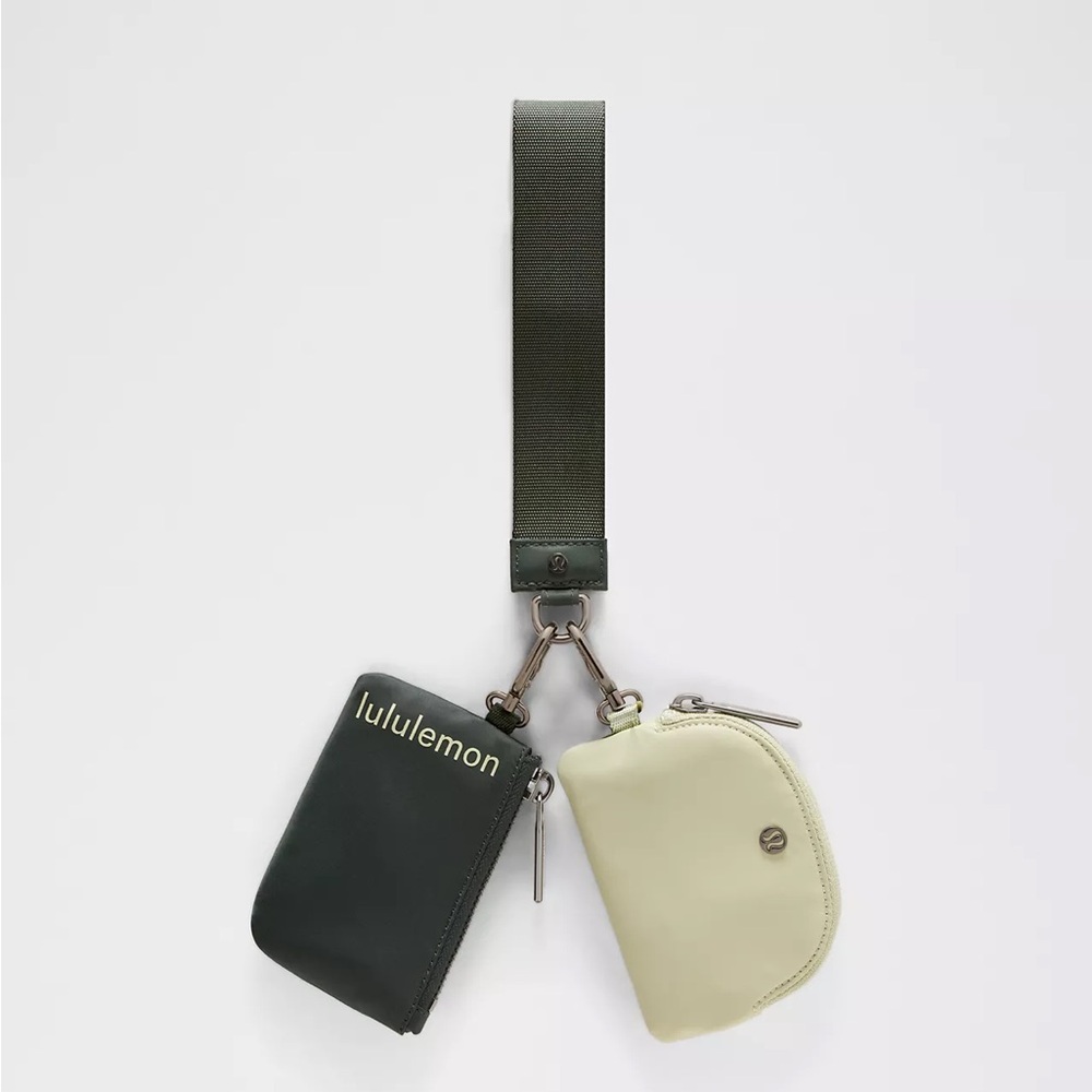 Lululemon Dual Pouch Wristlet- Rainforest Green/Honeydew